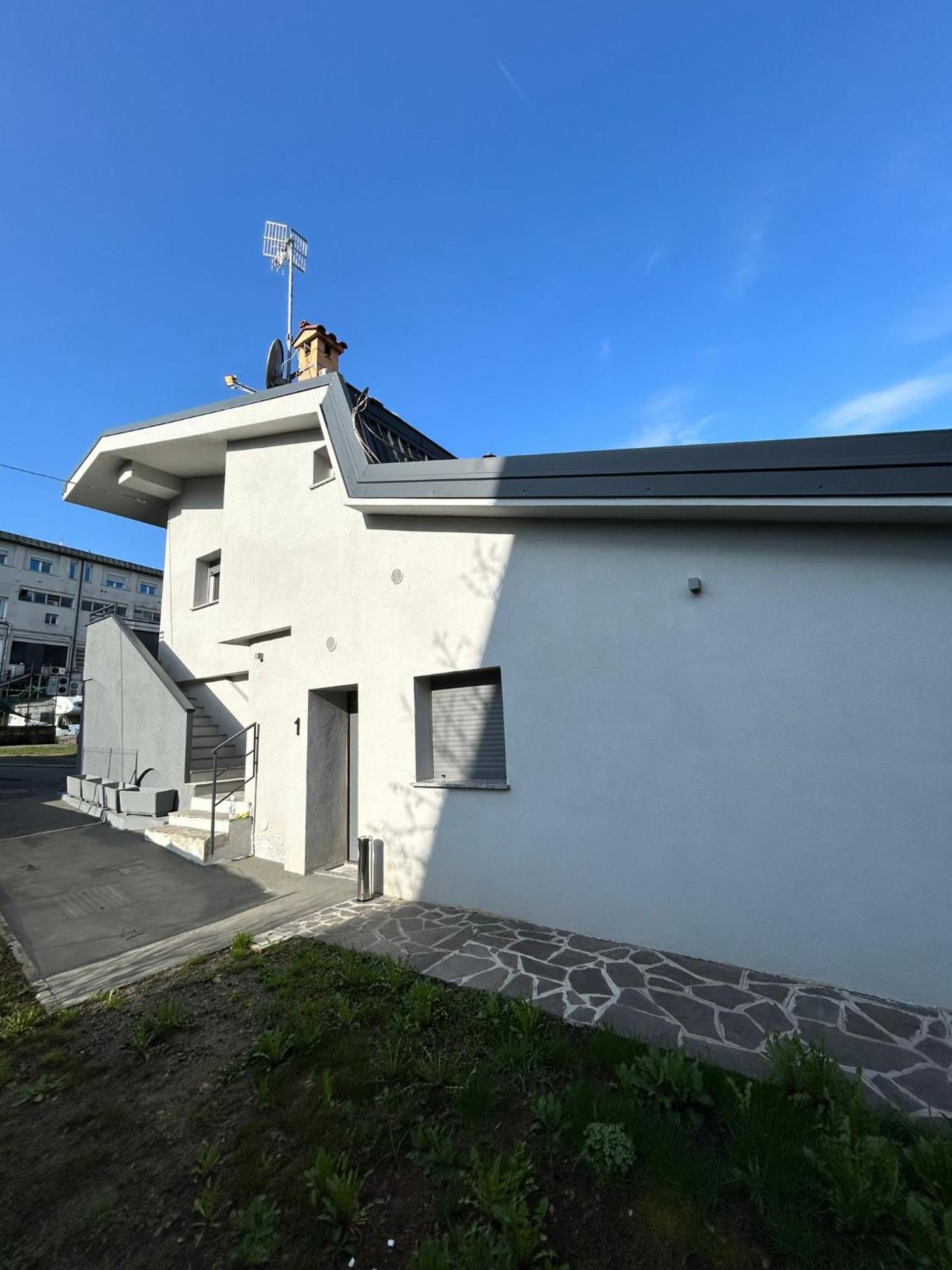 Lake Home Apartments Lipomo Екстер'єр фото